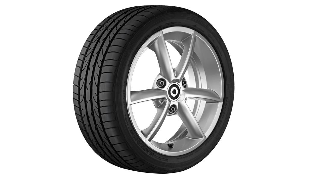 Cerchi in lega a 3 razze, Design 8, 38,1 cm (15 pollici), smart, 195/50 R15/, argento titanio, A4514013202CA4L